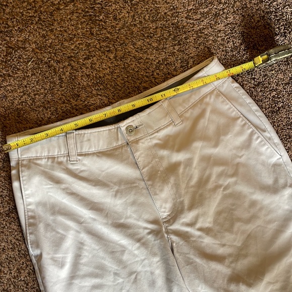 Gray Golf Shorts - Picture 4 of 5